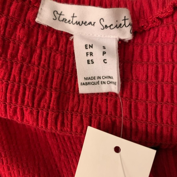 Crop top - Picture 4 of 4